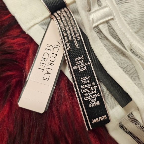 NWT Victoria's Secret White Ribbed Mesh Unlined Underwire Plunge Bra 34B - Picture 9 of 10